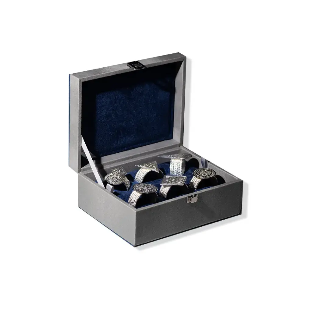 A Set of Napkin Rings