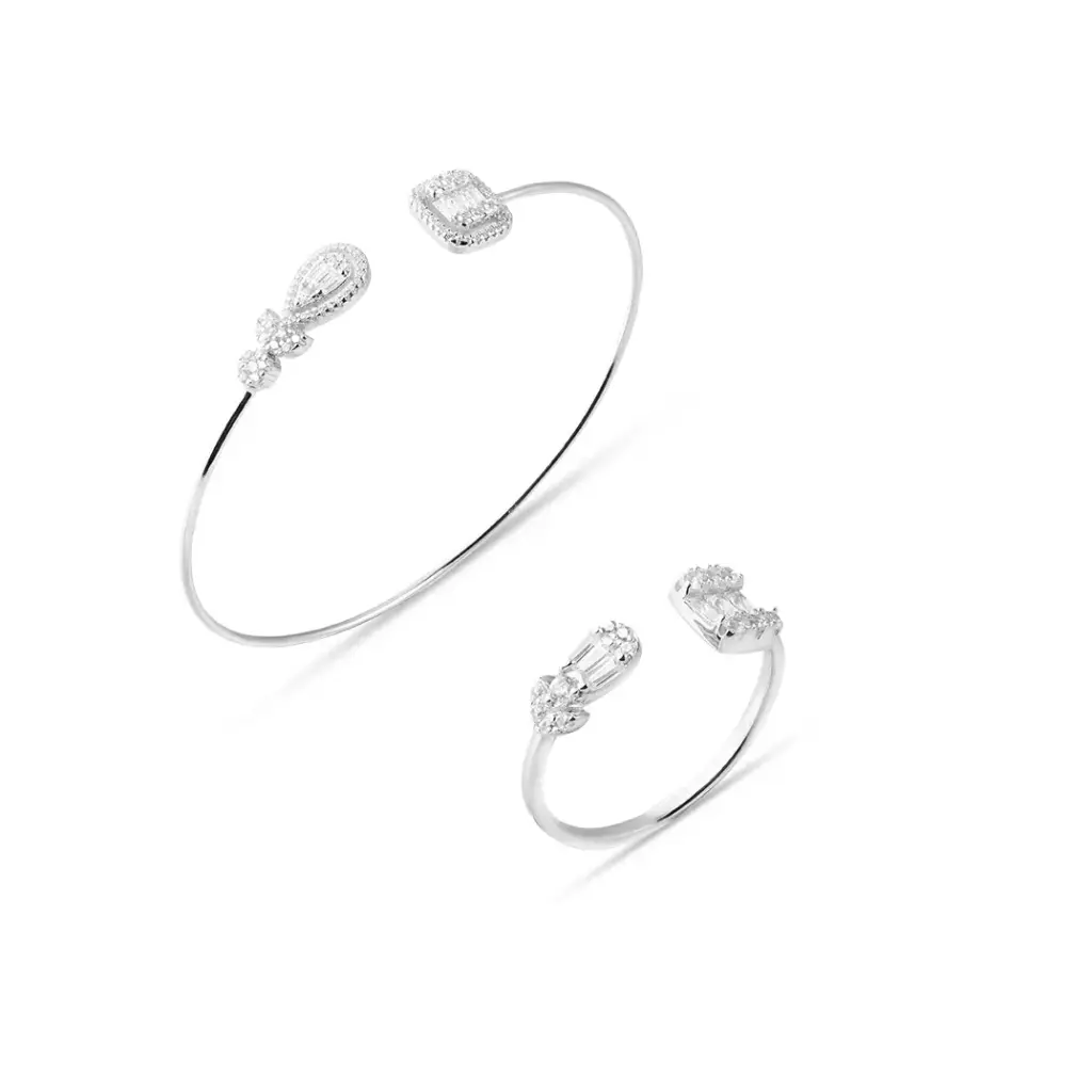 Women Bangle With Ring 