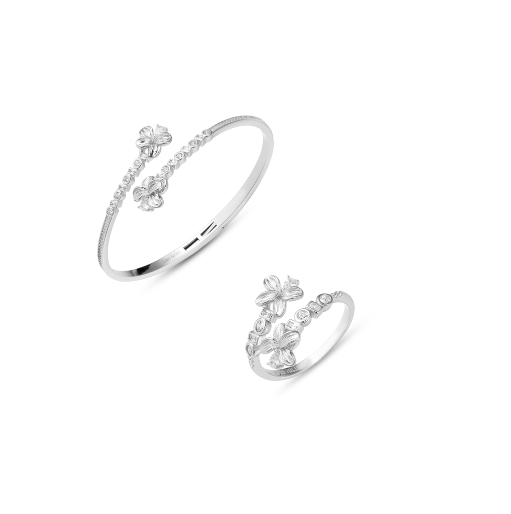 Women Bangle with Ring