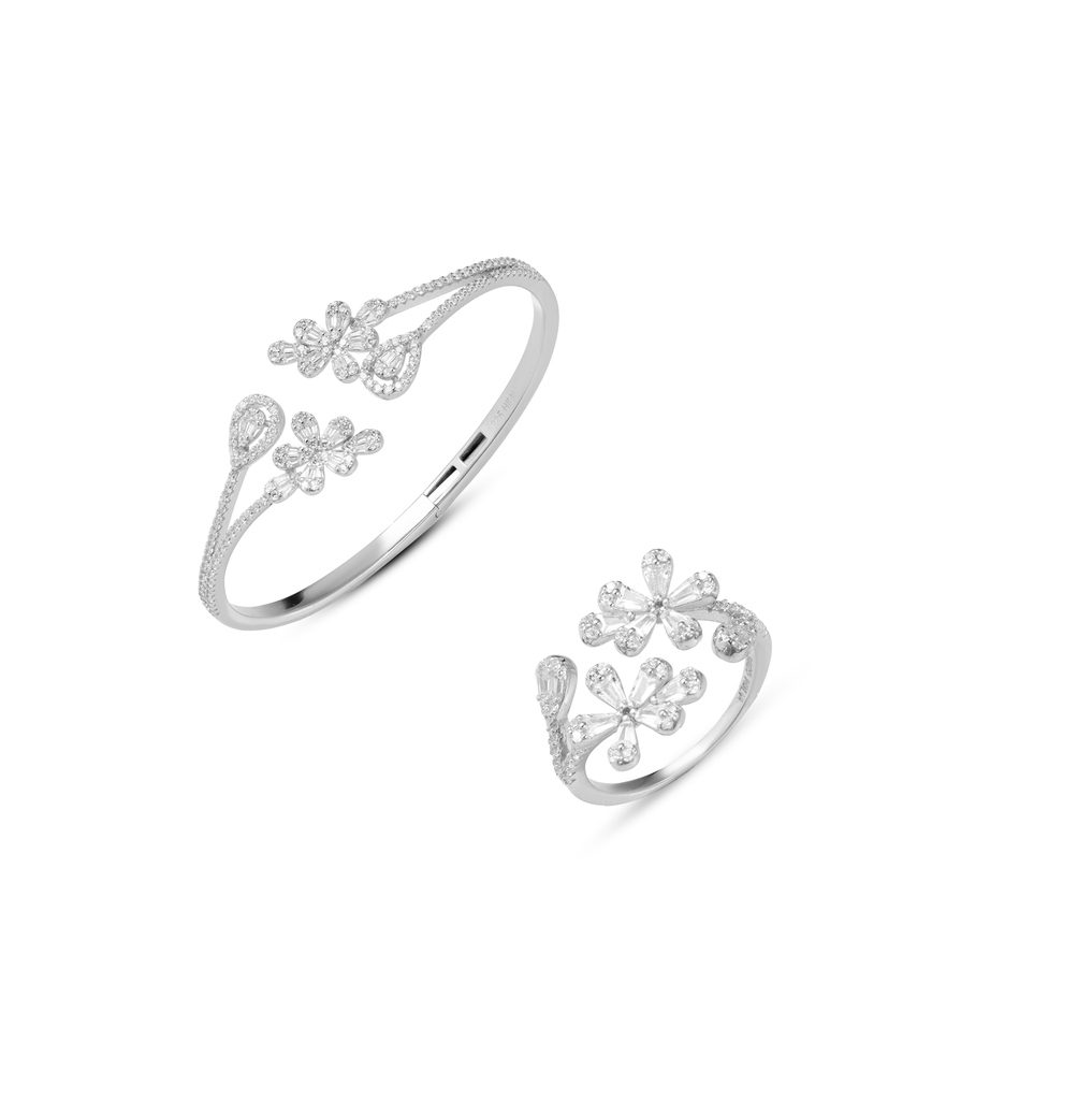 Women Bangle with Ring