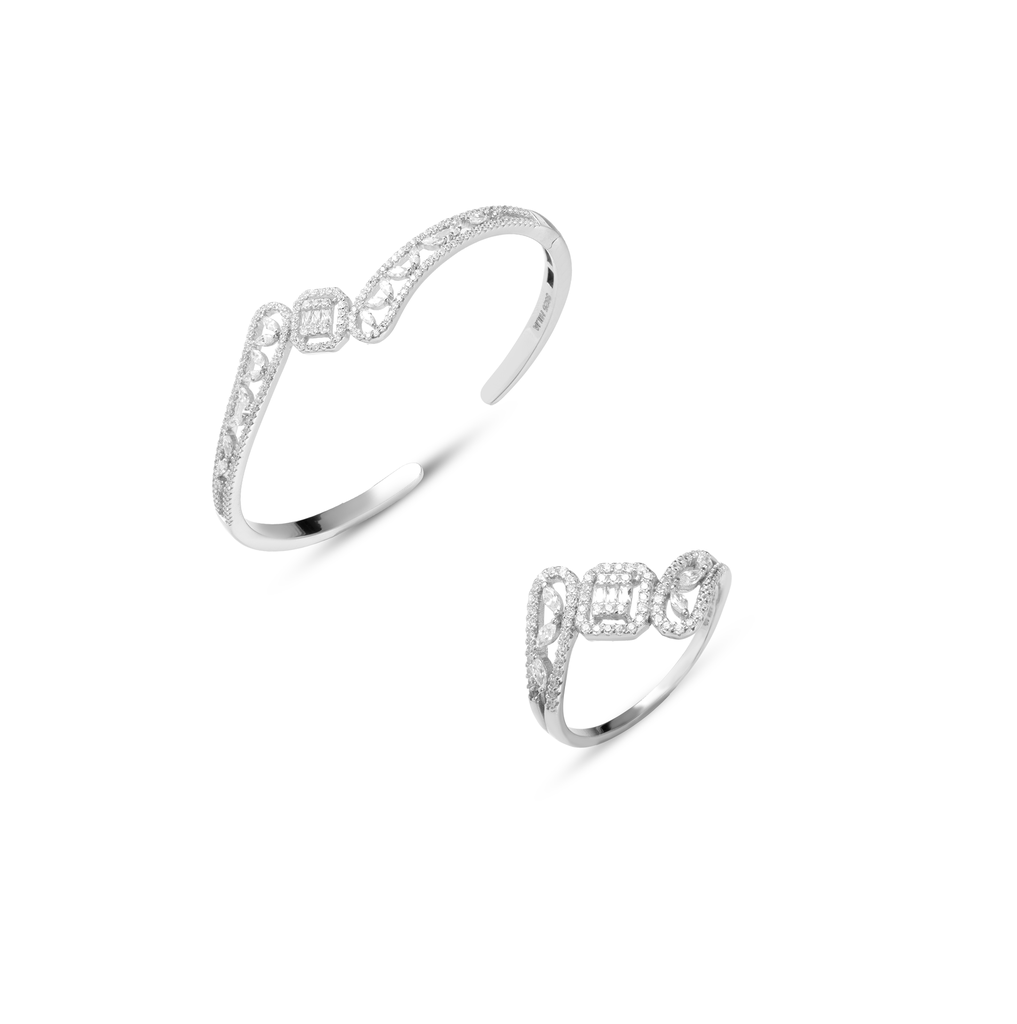 Women Bangle with Ring